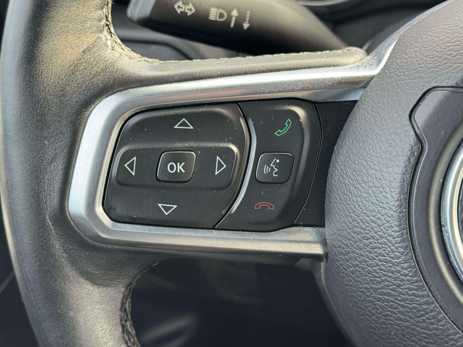 2019 Jeep Wrangler Unlimited Sahara Altitude 4x4