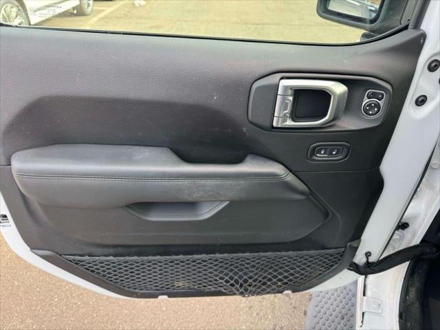 2019 Jeep Wrangler Unlimited Sahara Altitude 4x4