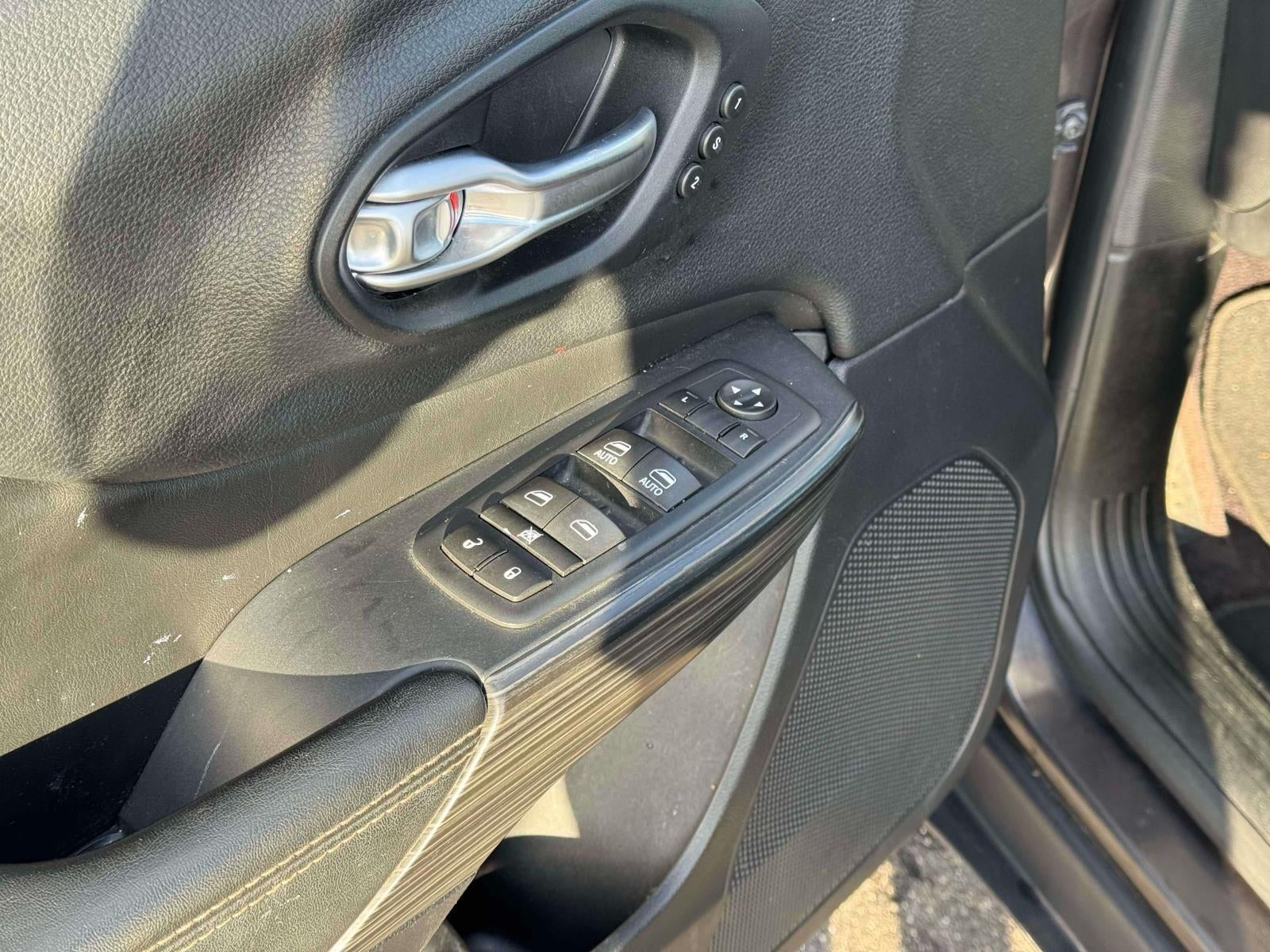 2016 Jeep Cherokee High Altitude