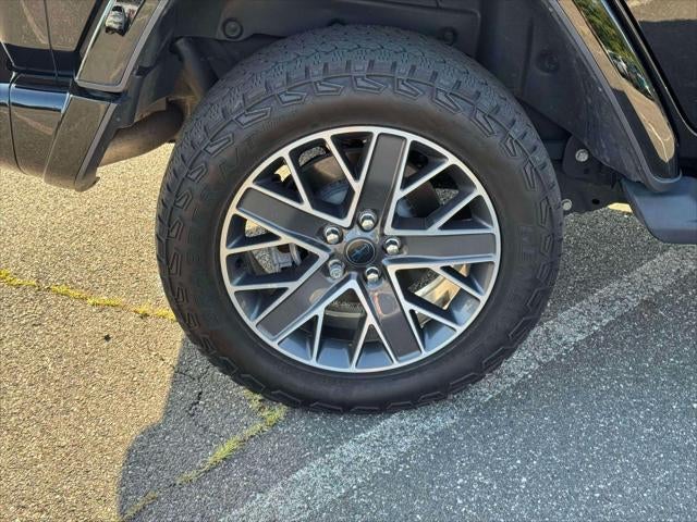 2024 Jeep Wrangler 4xe Summit 4xe