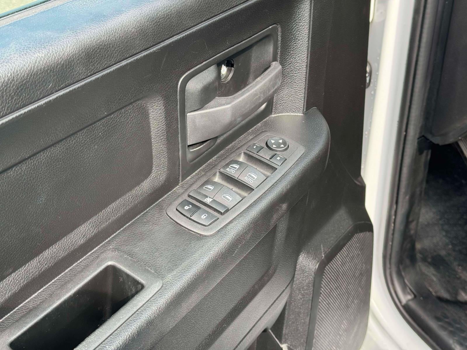 2023 RAM 1500 Classic Tradesman Quad Cab 4x4 64' Box