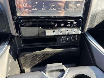 2023 RAM 1500 Big Horn Crew Cab 4x4 57' Box