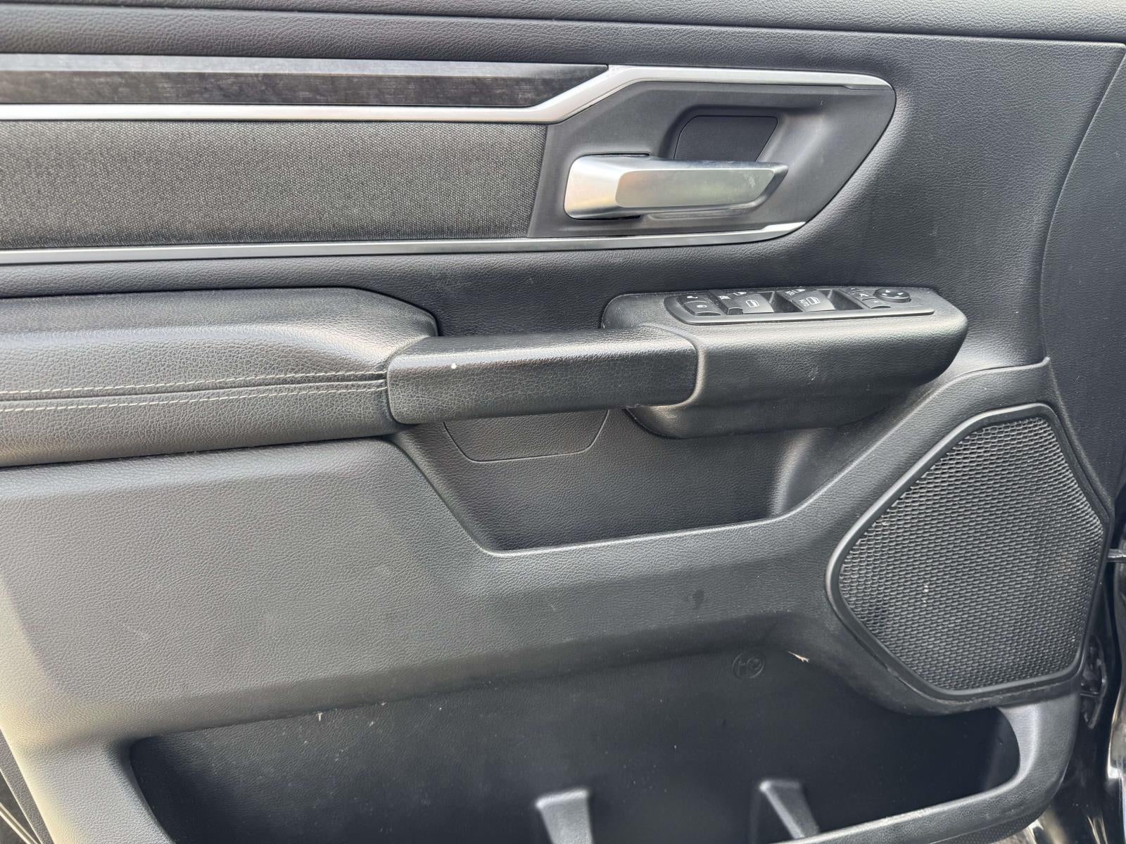 2019 RAM 1500 Big Horn/Lone Star Crew Cab 4x4 57' Box