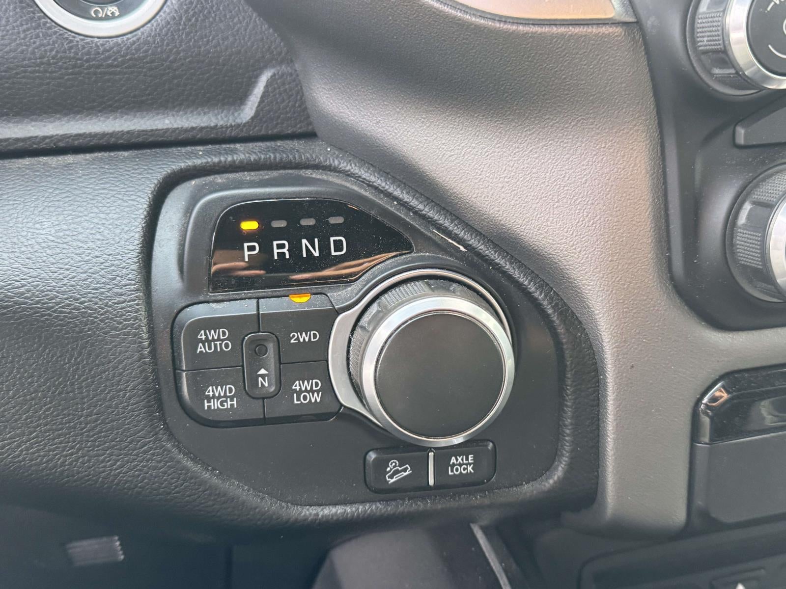 2019 RAM 1500 Big Horn/Lone Star Crew Cab 4x4 57' Box