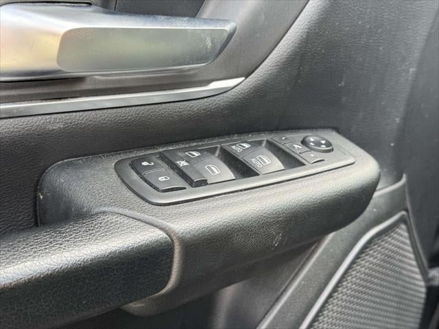 2019 RAM 1500 Big Horn/Lone Star Crew Cab 4x4 57' Box