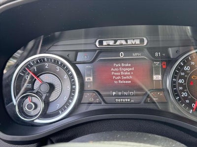 2019 RAM 1500 Big Horn/Lone Star Crew Cab 4x4 57' Box