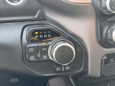 2019 RAM 1500 Big Horn/Lone Star Crew Cab 4x4 57' Box