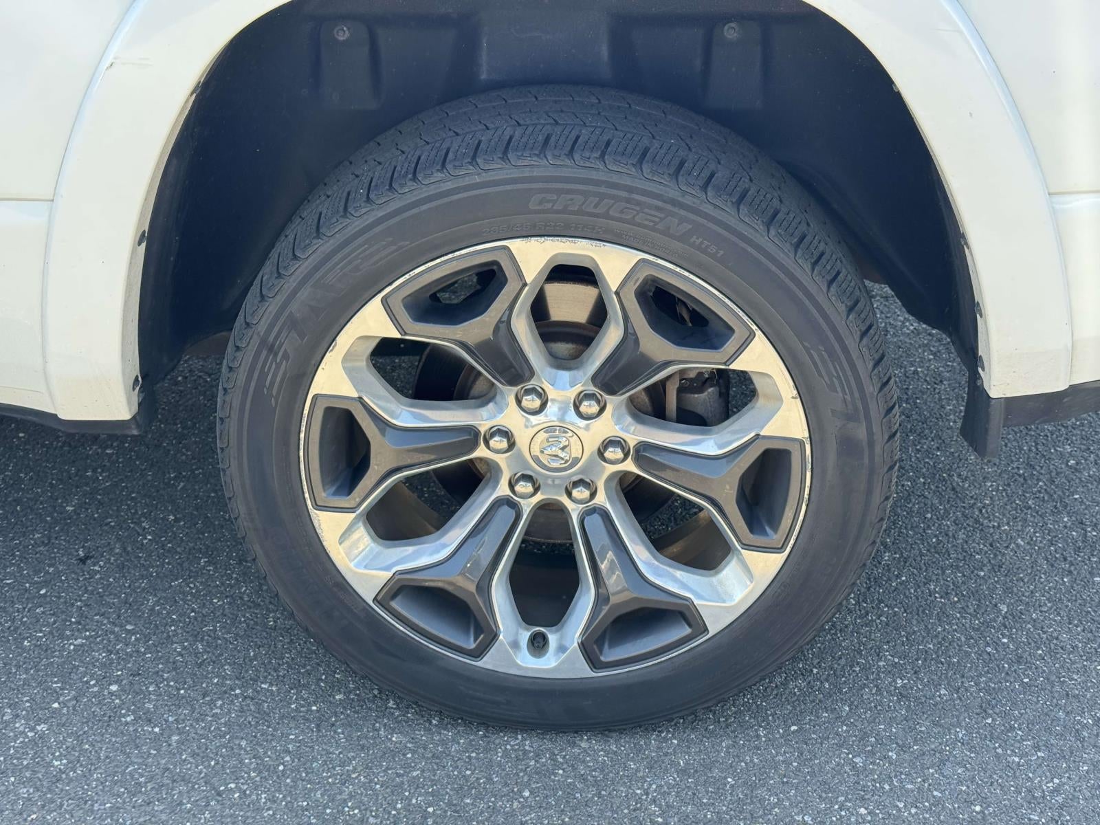 2019 RAM 1500 Limited Crew Cab 4x4 57' Box