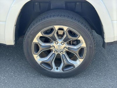 2019 RAM 1500 Limited Crew Cab 4x4 57' Box