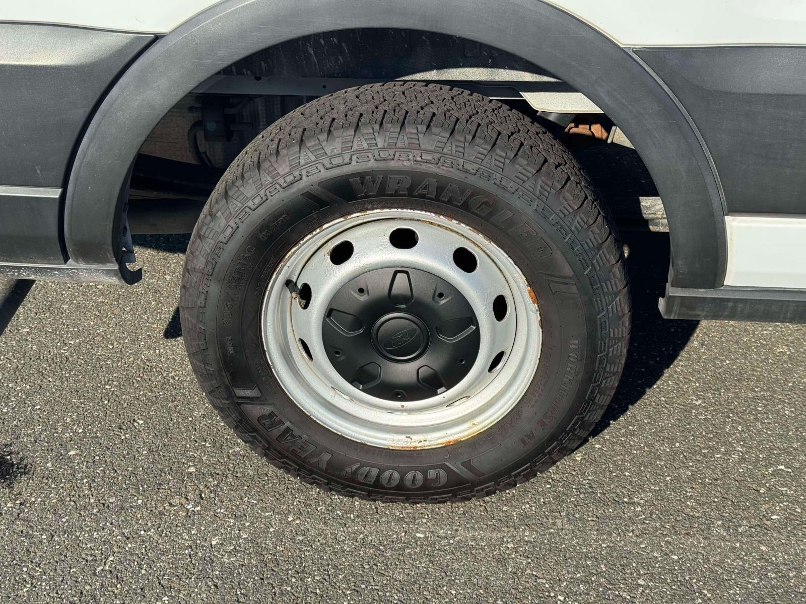 2022 Ford Transit-250 Cargo Base