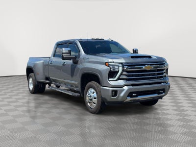 2025 Chevrolet Silverado 3500HD Crew Cab, Long Bed, High Country Dual Rear Wheel, 4WD