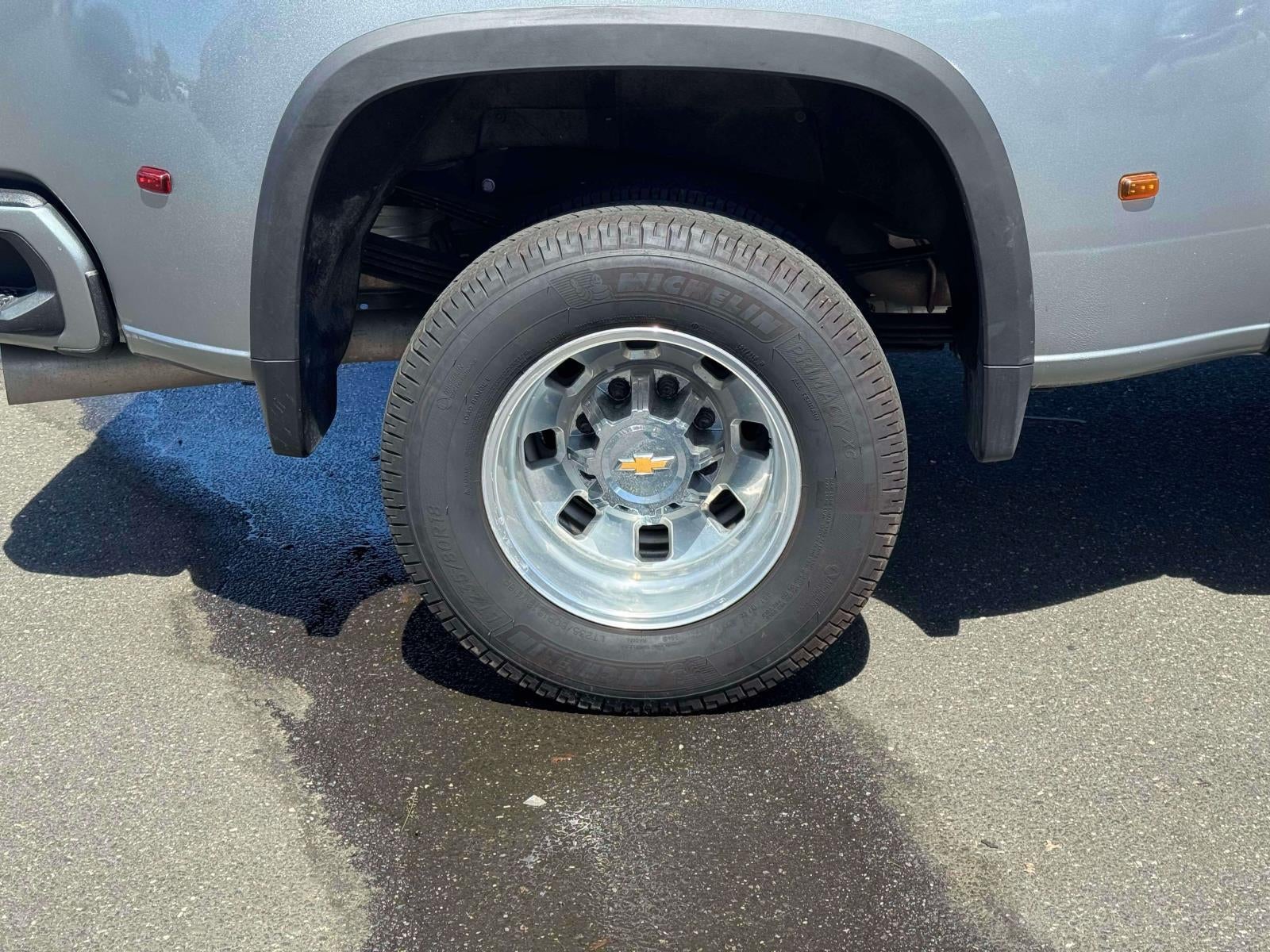 2025 Chevrolet Silverado 3500HD Crew Cab, Long Bed, High Country Dual Rear Wheel, 4WD