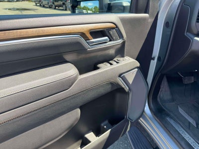 2025 Chevrolet Silverado 3500HD Crew Cab, Long Bed, High Country Dual Rear Wheel, 4WD