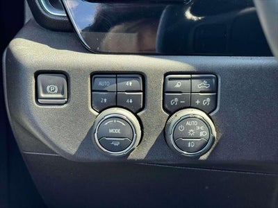 2025 Chevrolet Silverado 3500HD Crew Cab, Long Bed, High Country Dual Rear Wheel, 4WD