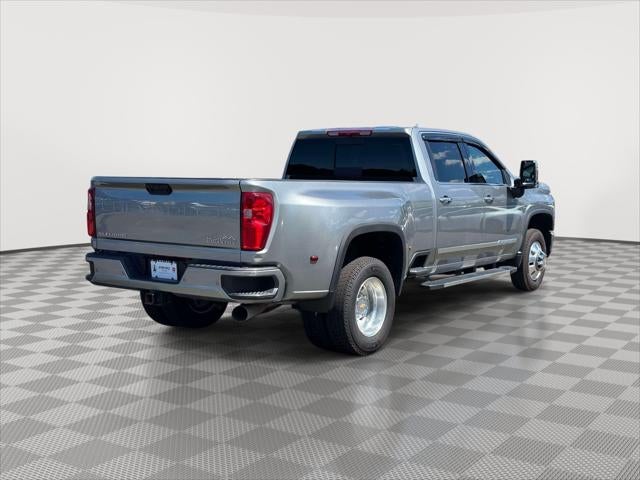 2025 Chevrolet Silverado 3500HD Crew Cab, Long Bed, High Country Dual Rear Wheel, 4WD