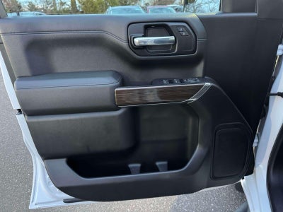 2022 Chevrolet Silverado 1500 LTD 4WD Crew Cab Short Bed LT with 2FL