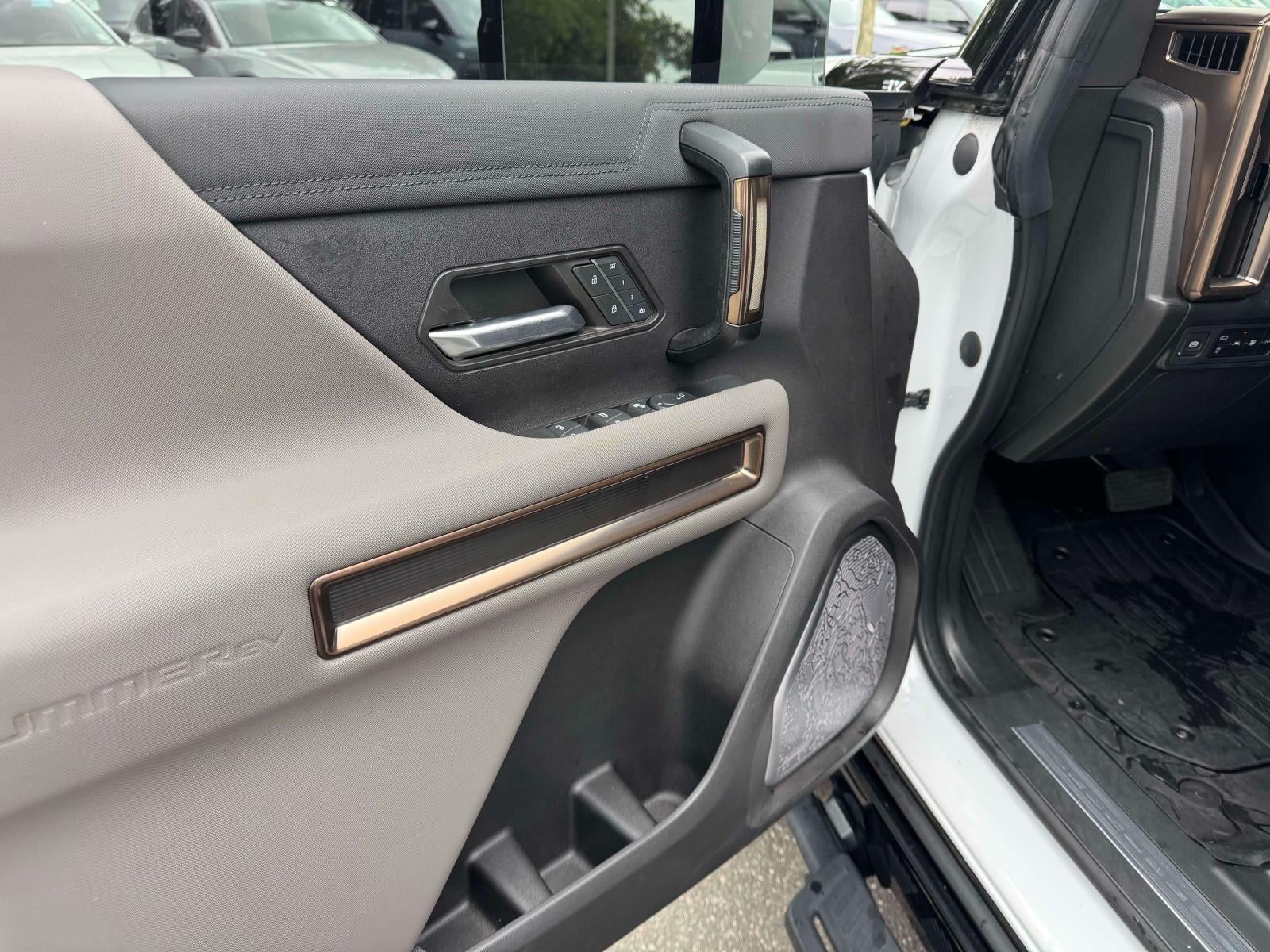 2024 GMC HUMMER EV SUV 3X