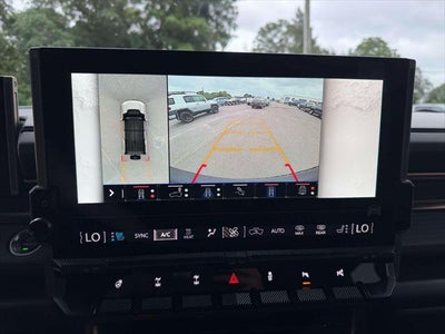 2024 GMC HUMMER EV SUV 3X