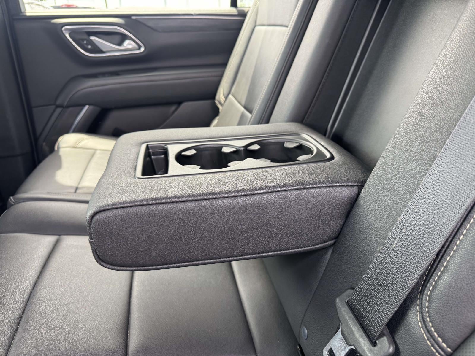 2024 GMC Yukon XL 4WD SLT