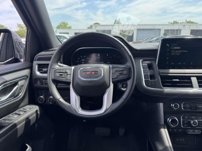 2024 GMC Yukon XL 4WD SLT