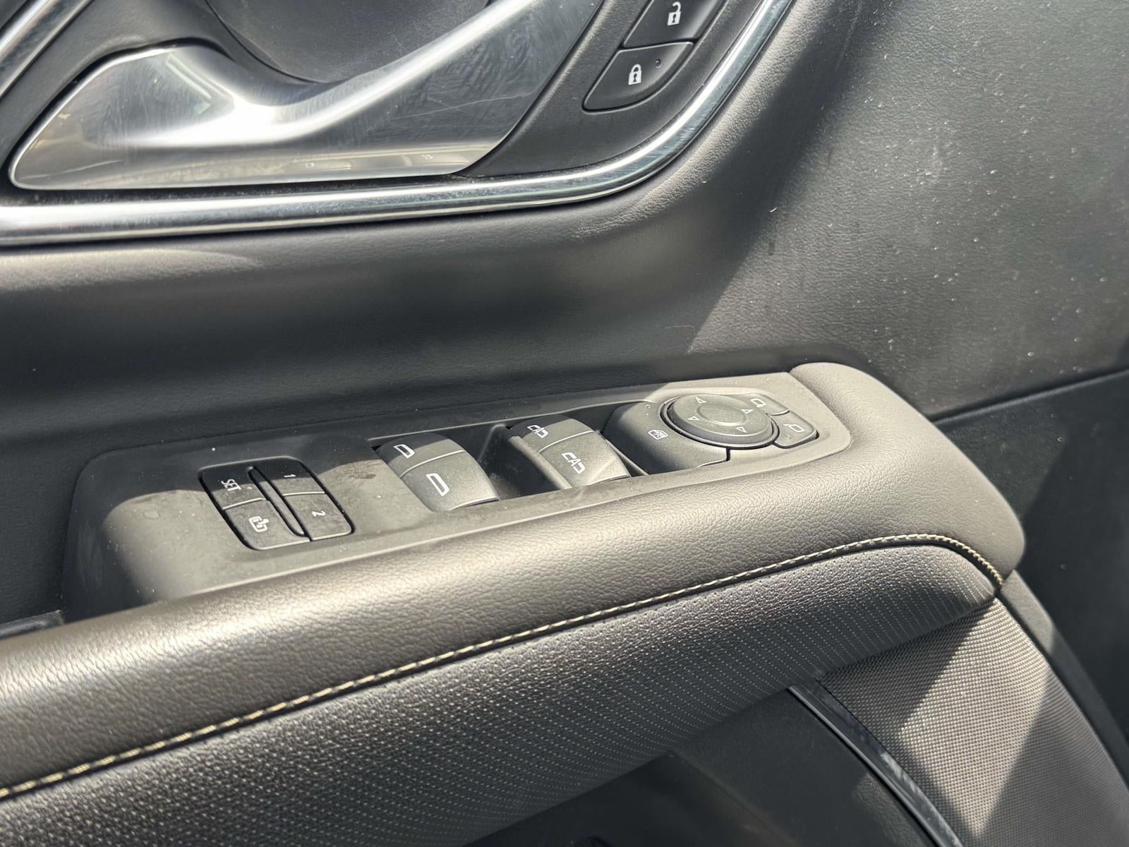 2024 GMC Yukon XL 4WD SLT