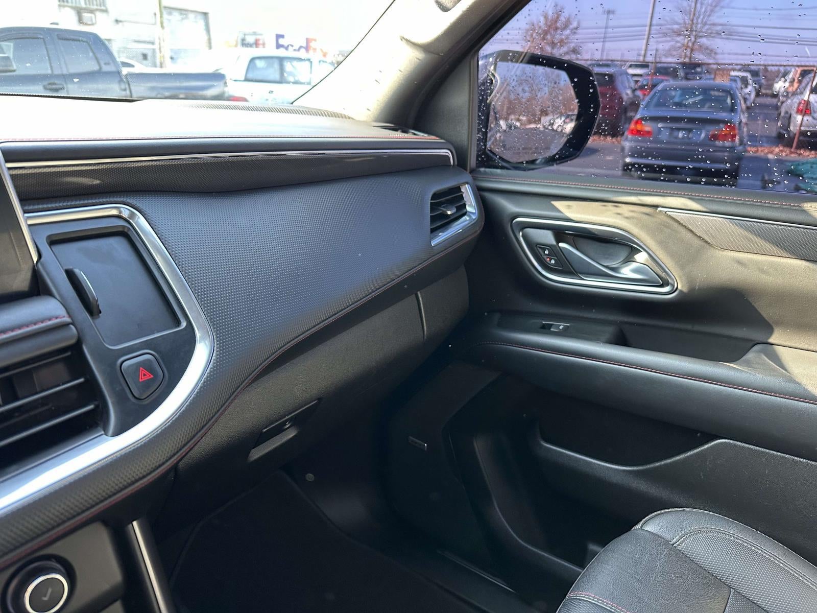 2022 Chevrolet Suburban 4WD RST