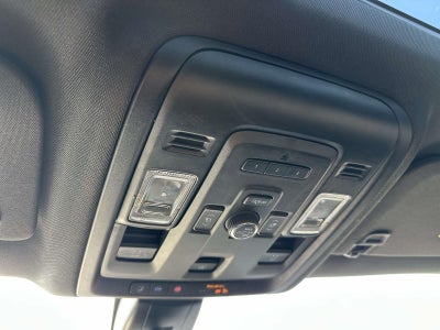 2022 Chevrolet Suburban 4WD RST