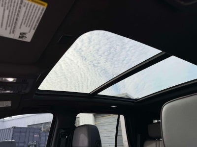 2023 Chevrolet Tahoe 4WD RST