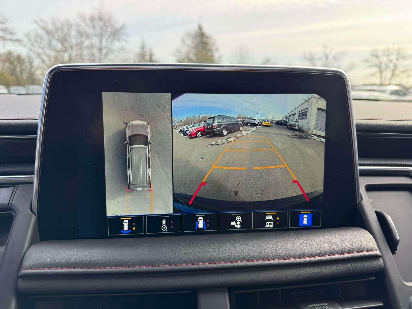 2023 Chevrolet Tahoe 4WD RST