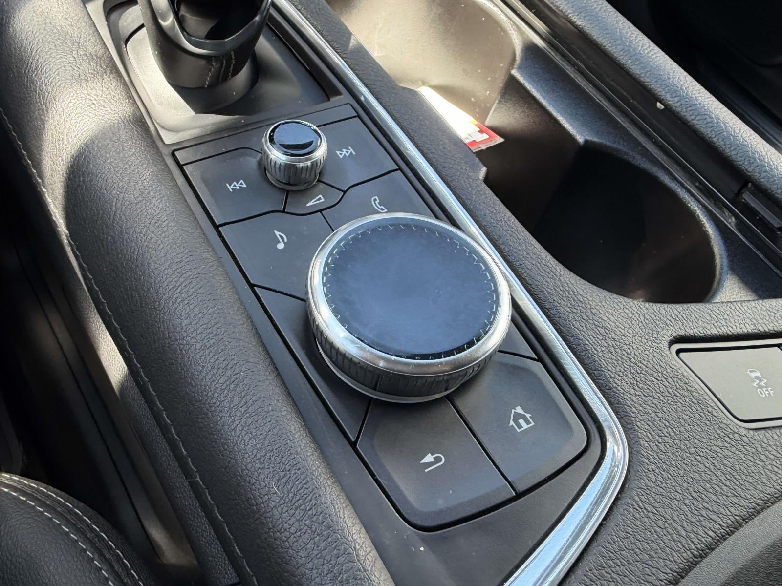 2022 Cadillac XT5 AWD Luxury