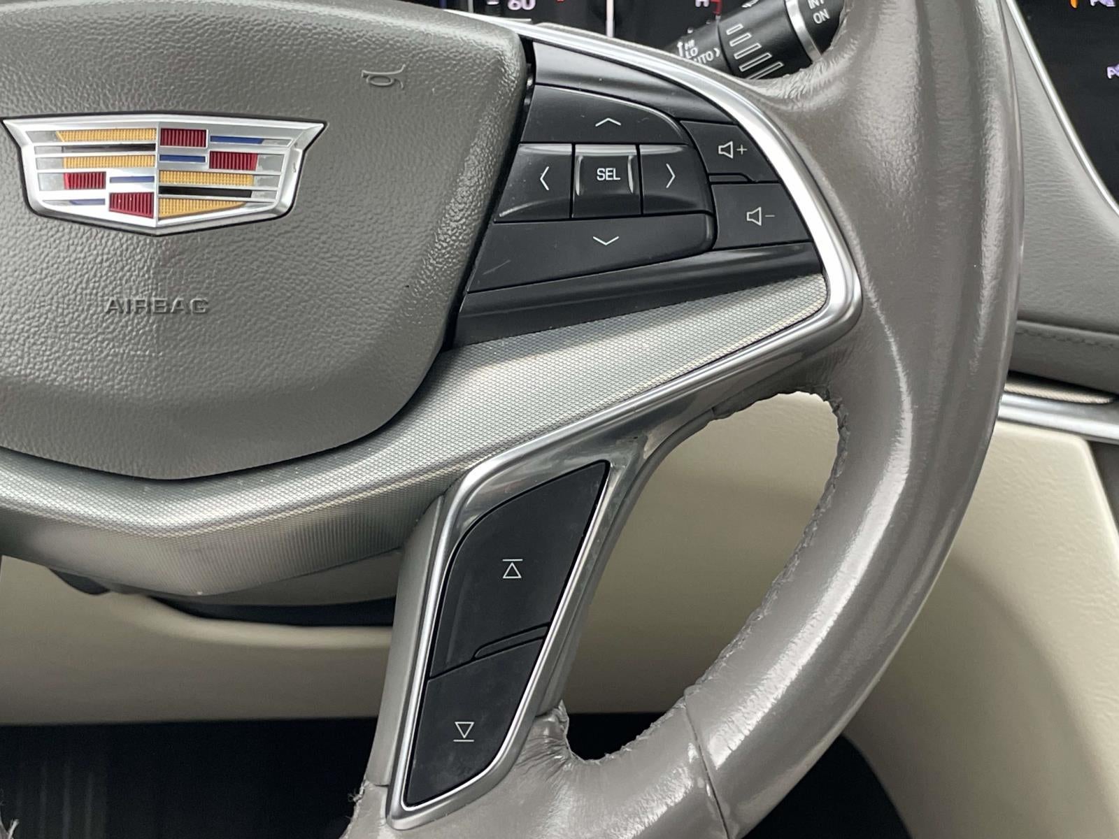 2022 Cadillac XT5 AWD Premium Luxury
