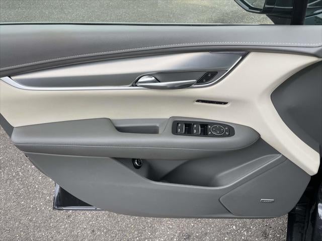 2022 Cadillac XT5 AWD Premium Luxury