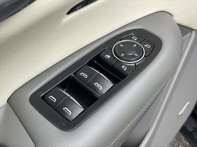 2022 Cadillac XT5 AWD Premium Luxury