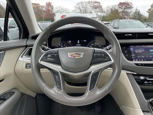 2022 Cadillac XT5 AWD Premium Luxury