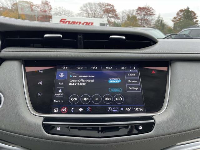 2022 Cadillac XT5 AWD Premium Luxury