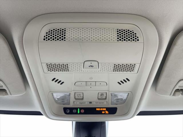 2022 Cadillac XT5 AWD Premium Luxury