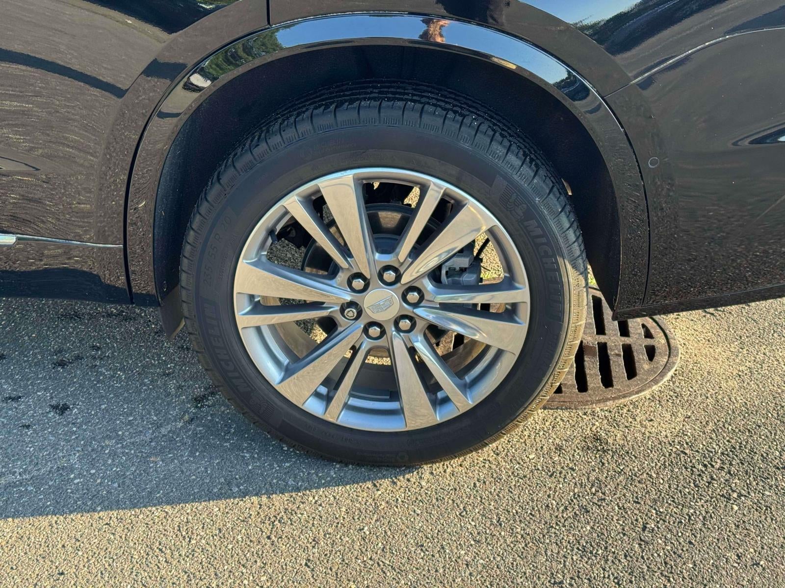 2023 Cadillac XT6 AWD Premium Luxury