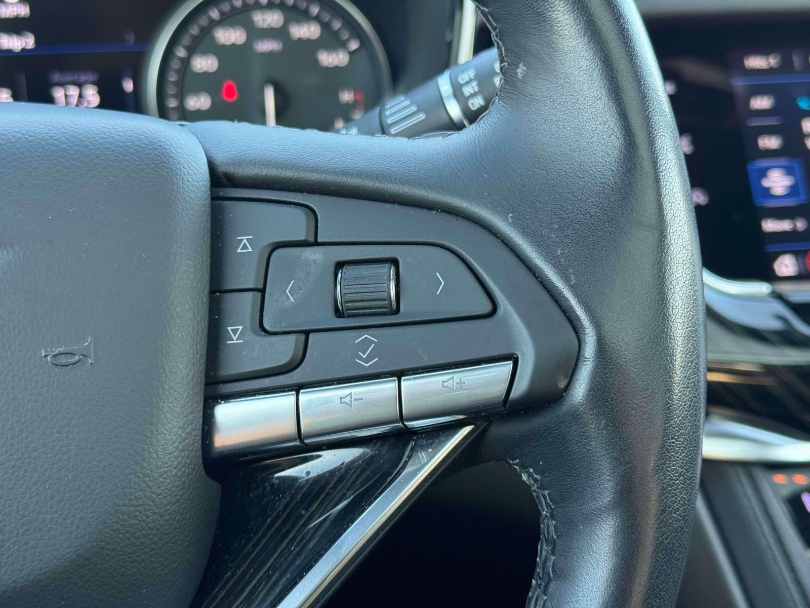 2023 Cadillac XT6 AWD Premium Luxury