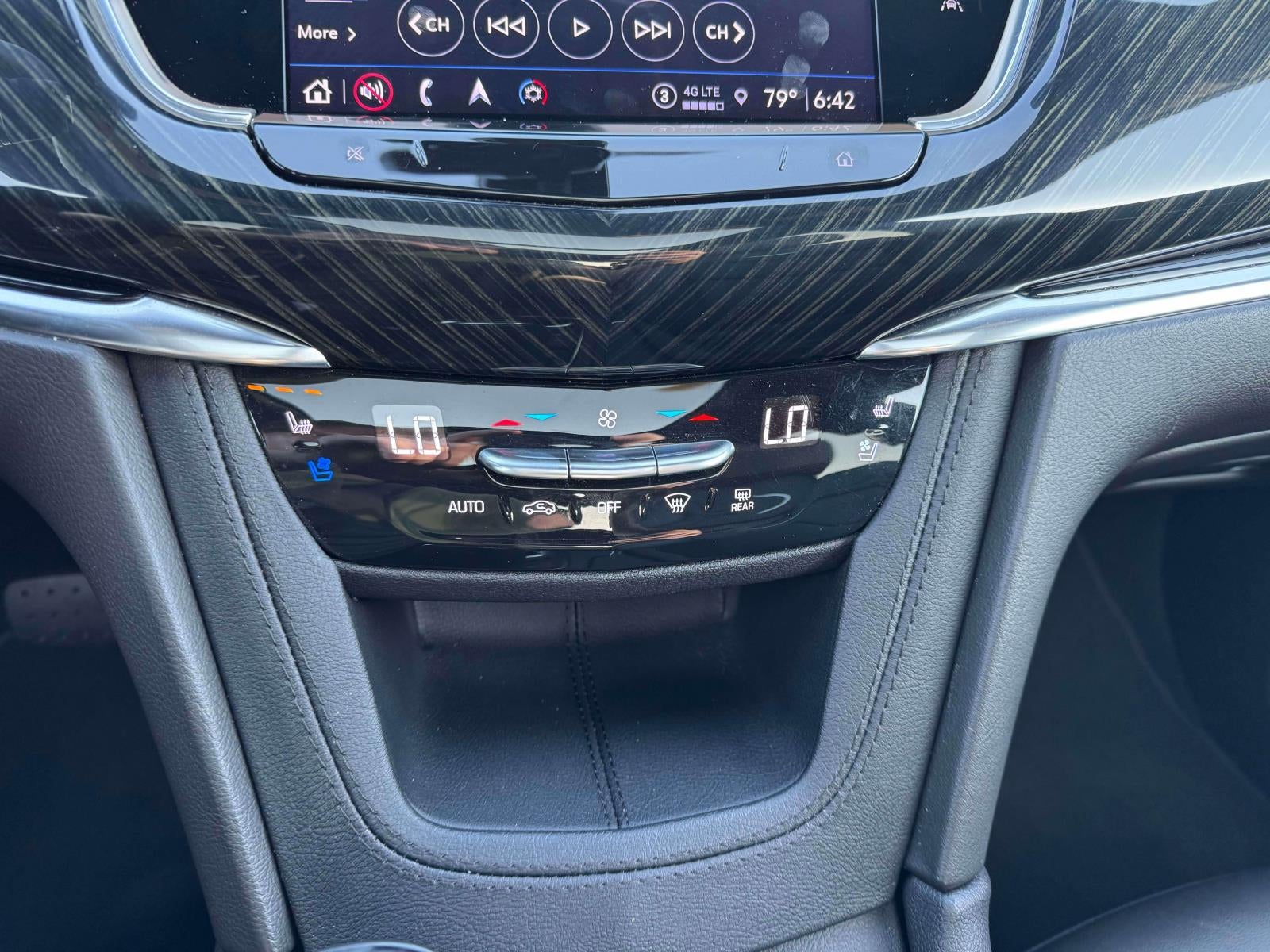 2023 Cadillac XT6 AWD Premium Luxury