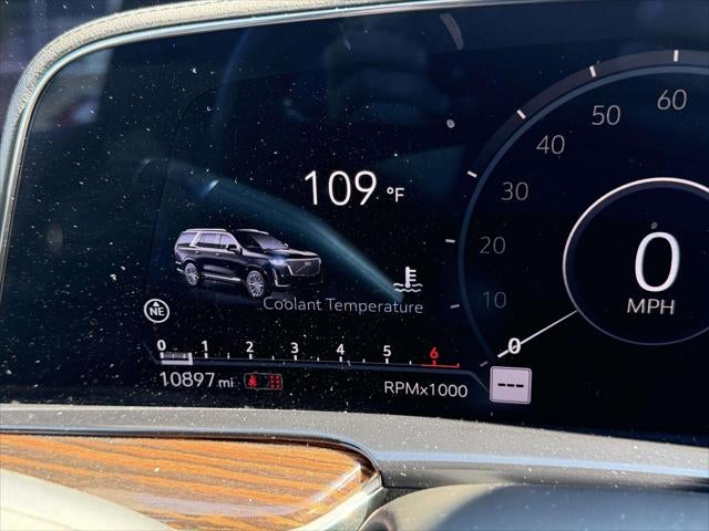 2022 Cadillac Escalade ESV 4WD Premium Luxury