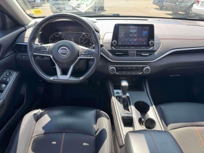 2022 Nissan Altima SR FWD
