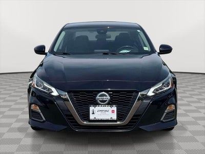 2022 Nissan Altima SR FWD