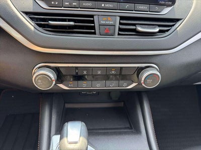 2022 Nissan Altima SR FWD