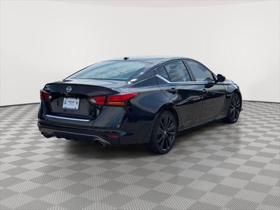 2022 Nissan Altima SR FWD