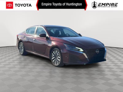 2024 Nissan Altima SV FWD