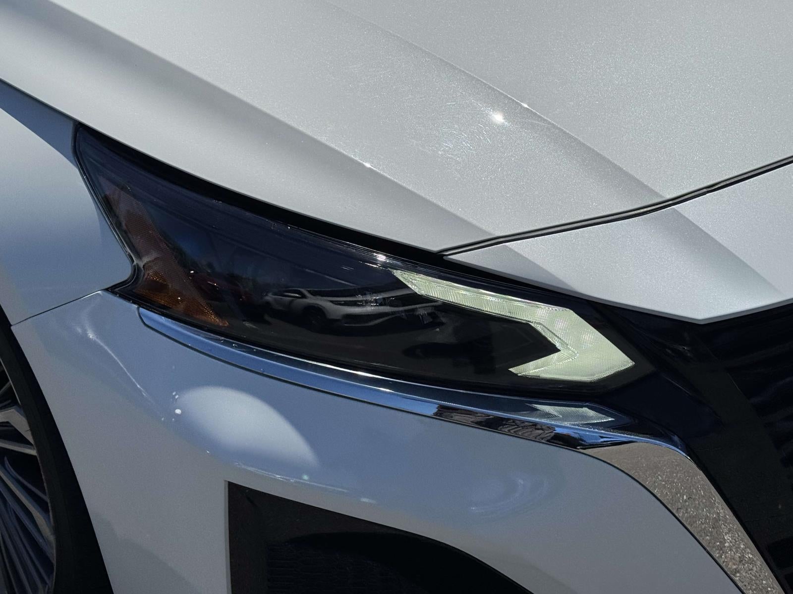 2023 Nissan Altima SL FWD