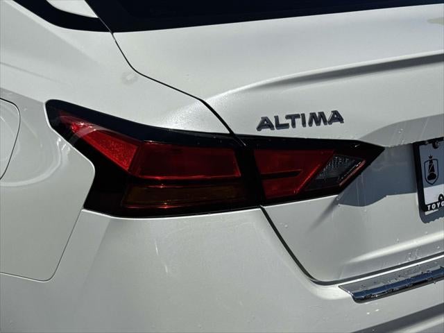 2023 Nissan Altima SL FWD