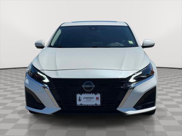 2023 Nissan Altima SL FWD