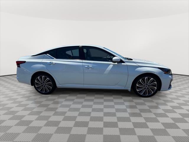 2023 Nissan Altima SL FWD