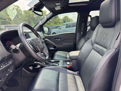 2022 Nissan Frontier Crew Cab PRO-4X 4x4